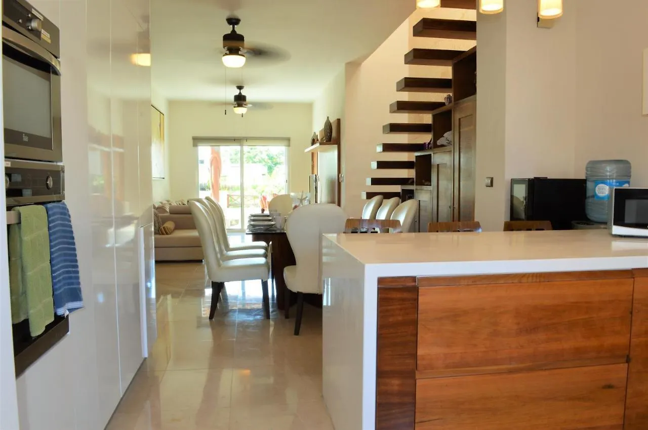 Amazing 3Br Penthouse Steps To The Beach And 5Th Avenue Playa del Carmen 0*,  Mexico