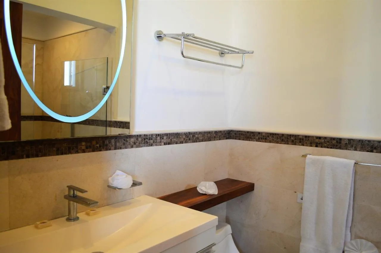 Apartment Amazing 3Br Penthouse Steps To The Beach And 5Th Avenue Playa del Carmen