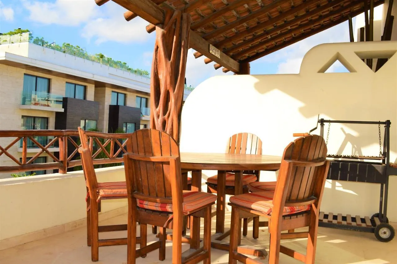 Amazing 3Br Penthouse Steps To The Beach And 5Th Avenue Playa del Carmen Mexico